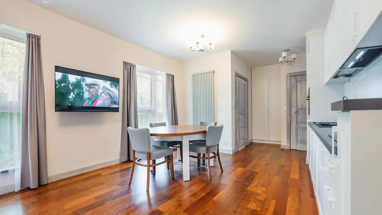 Apartamenty Sopockie Blonie Сопот Польша